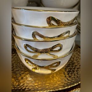 Elegant Gold and White Bowls Set